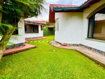 SE VENDE CASA EN SANGOLQUÍ – CONJUNTO PUEBLO VIEJO DE SANTA ANA