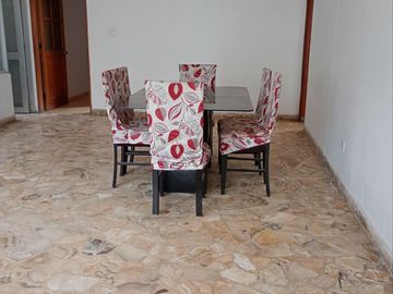 VENTA DE AMPLIO DEPARTAMENTO-PRIMER PISO-EN VILLA MARIA DEL TRIUNFO