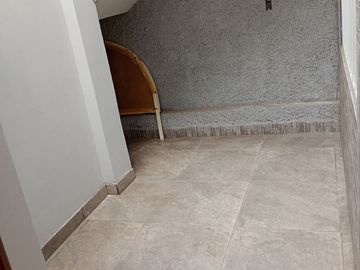 VENTA DE AMPLIO DEPARTAMENTO-PRIMER PISO-EN VILLA MARIA DEL TRIUNFO