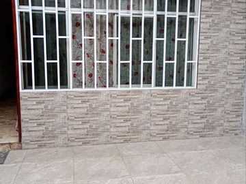 VENTA DE AMPLIO DEPARTAMENTO-PRIMER PISO-EN VILLA MARIA DEL TRIUNFO