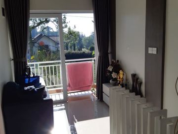 DIJUAL RUMAH RASA VILLA – FULLY FURNISHED – KATUMIRI CIHANJUANG BANDUNG BARAT
