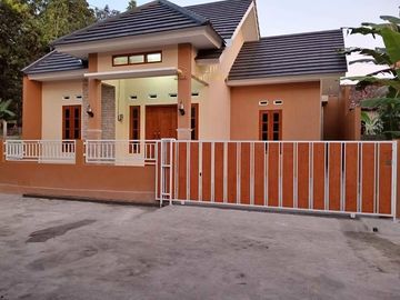 RUMAH MODERN SIAP HUNI, DEKAT SMK N 1 SEYEGAN