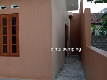 RUMAH MODERN SIAP HUNI, DEKAT SMK N 1 SEYEGAN