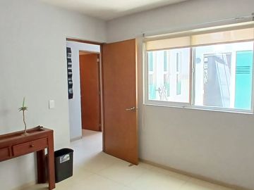 Casa amueblada en zona real