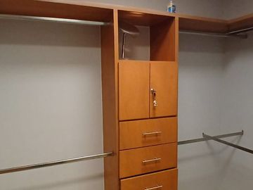 Casa amueblada en zona real
