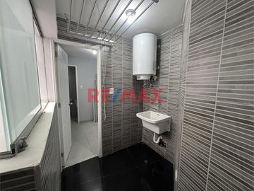 Se Vende Acogedor E Iluminado Departamento En Surco