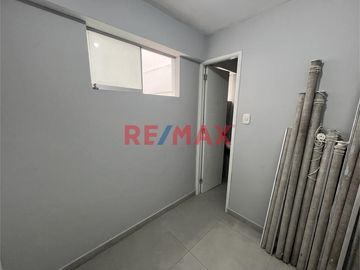 Se Vende Acogedor E Iluminado Departamento En Surco