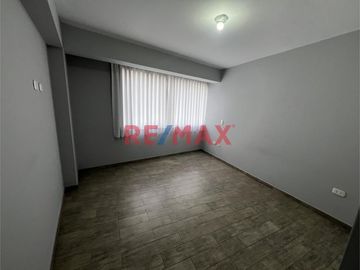 Se Vende Acogedor E Iluminado Departamento En Surco