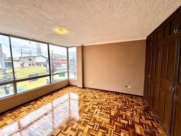 VENDO DEPARTAMENTO SECTOR JIPIJAPA FRENTE A LA ESTACIÓN DE LA ECOVÍA