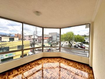 VENDO DEPARTAMENTO SECTOR JIPIJAPA FRENTE A LA ESTACIÓN DE LA ECOVÍA