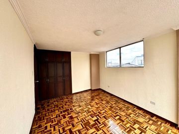 VENDO DEPARTAMENTO SECTOR JIPIJAPA FRENTE A LA ESTACIÓN DE LA ECOVÍA