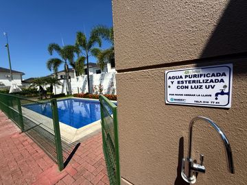 SE VENDE CASA VIA A LA COSTA 262.00M2