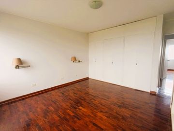 🏠🔥 ¡EXCLUSIVIDAD Y ELEGANCIA EN EL CORAZÓN DE SAN ISIDRO! 🔥🏠