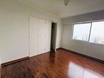 🏠🔥 ¡EXCLUSIVIDAD Y ELEGANCIA EN EL CORAZÓN DE SAN ISIDRO! 🔥🏠