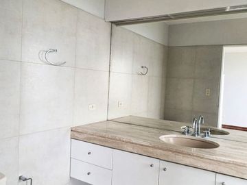 🏠🔥 ¡EXCLUSIVIDAD Y ELEGANCIA EN EL CORAZÓN DE SAN ISIDRO! 🔥🏠