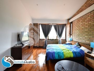 Challuabamba, Venta de Hermosa Casa Estilo Rústico Moderno