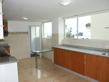 Venta de Departamento en Urbanización El Condado, en el Norte de Quito