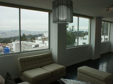 Venta de Departamento en Urbanización El Condado, en el Norte de Quito