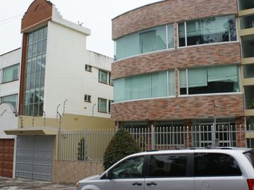 Venta de Departamento en Urbanización El Condado, en el Norte de Quito