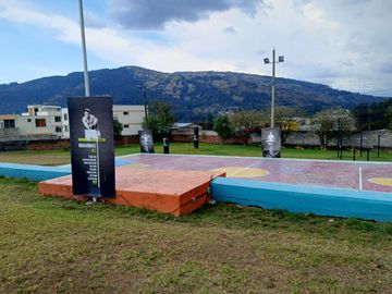 VENTA CASA 4 DORMITORIOS VALLE DE LOS CHILLOS SAN RAFAEL  URBANIZACIÓN