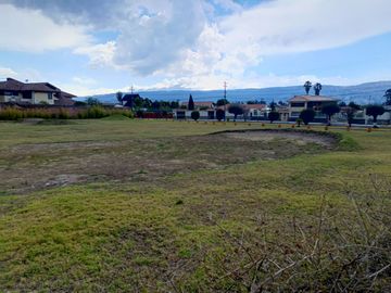 VENTA CASA 4 DORMITORIOS VALLE DE LOS CHILLOS SAN RAFAEL  URBANIZACIÓN