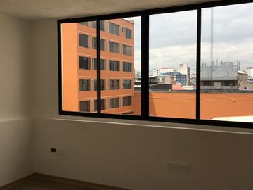 EDIFICIO EN ARRIENDO O VENTA en Centro Norte de Quito Ideal para Negocios o Institutos