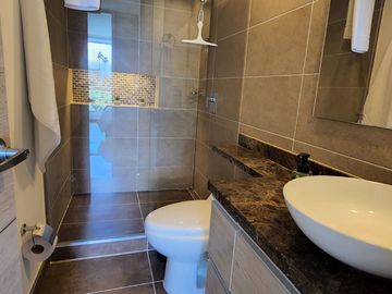 SE VENDE APARTAMENTO DE 3 HABITACIONES HACIENDA EL CORTIJO