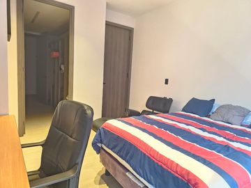 Bonito departamento amueblado nuevo en Be Grand del Valle
