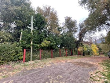 Casa cabaña urbano Los Lleuques turístico Termas de Chillán