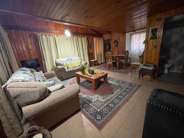 Casa cabaña urbano Los Lleuques turístico Termas de Chillán