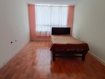 ¡¡¡Vendo Linda Casa Ubicada En Cerro Colorado Cerca Al Centro Comercial Plaza Arequipa Norte!!!