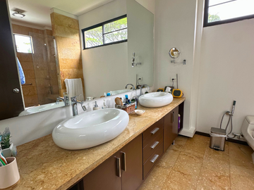 EN VENTA CASA CAMPESTRE EN LAS MERCEDES JAMUNDI