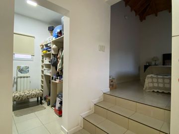 VÓRTICE INMOBILIARIA VENDE CASA EN BARRIO ALTO CHALLAO