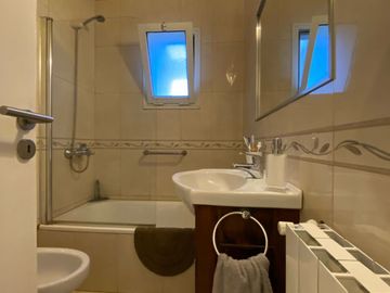 VÓRTICE INMOBILIARIA VENDE CASA EN BARRIO ALTO CHALLAO