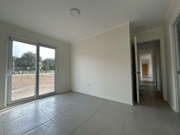 Hermosa Casa Nueva En Parcela - Club De Campo Puerto Varas