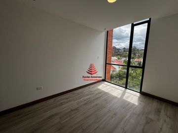 🏢En Venta Exclusivo departamento de 3 Dormitorios en Puertas del Sol - Dentro de urbanización privada frente al Río Tomebamba