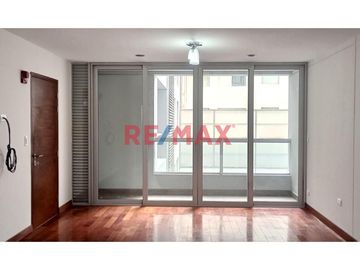 Se Alquila Departamento, Excelente Ubicación San Isidro