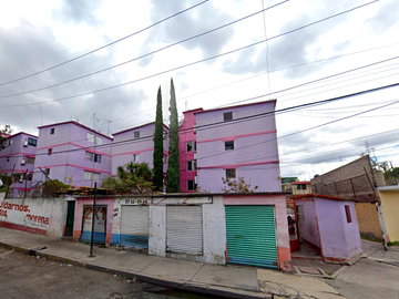 BONITO DEPARTAMENTE EN VENTA DE RECUPERACION BANCARIA UBICADO EN GABRIEL TEPOPA 42