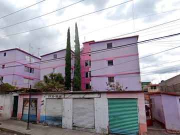 BONITO DEPARTAMENTE EN VENTA DE RECUPERACION BANCARIA UBICADO EN GABRIEL TEPOPA 42