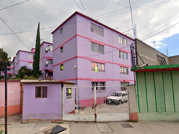 BONITO DEPARTAMENTE EN VENTA DE RECUPERACION BANCARIA UBICADO EN GABRIEL TEPOPA 42