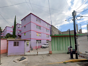 BONITO DEPARTAMENTE EN VENTA DE RECUPERACION BANCARIA UBICADO EN GABRIEL TEPOPA 42