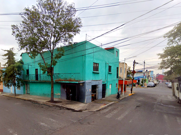 BONITA CASA EN VENTA DE RECUPERACION BANCARIA UBICADO EN OLIVAR DEL CONDE C.20 #37