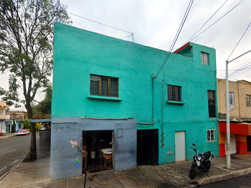 BONITA CASA EN VENTA DE RECUPERACION BANCARIA UBICADO EN OLIVAR DEL CONDE C.20 #37