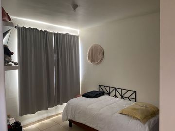 CASA EN VENTA EN FRACC MONTERREAL ACCESO CONTROLADO