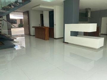 CASA EN VENTA FRACCIONAMIENTO PUNTALBA MORELIA MICHOACAN