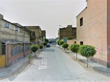Excelente Terreno en Esquina con zonificación RDM hasta 7 pisos $477,400 A.T. 341 mt.