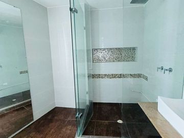 VENTA APARTAMENTO MENGA