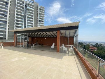 VENTA APARTAMENTO MENGA