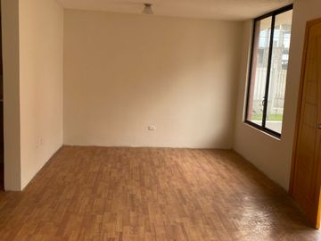 Casa en Venta en Conjunto Habitacional Los Ángeles 1 - Sector Calderón