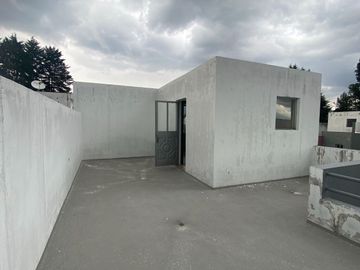 Casa en Venta en Conjunto Habitacional Di Torino – Sector Conocoto, Quito